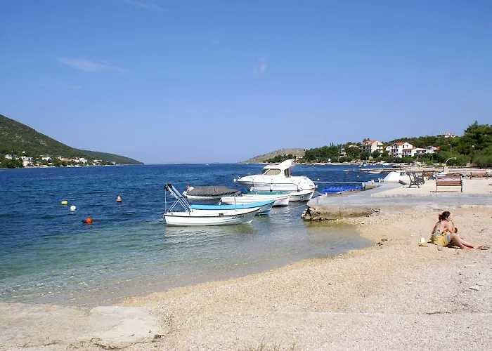 House With A Parking Space Grebastica, - 21606 시베니크